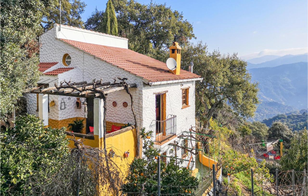 Amazing Cottage In Algatocin With Kitchen Exterior foto